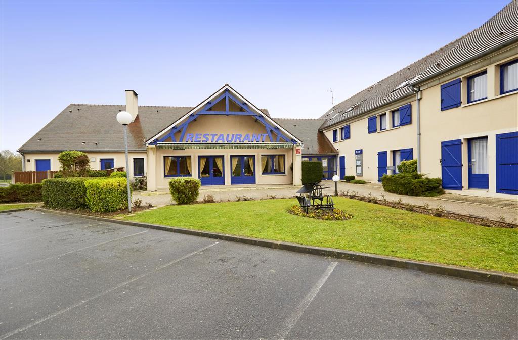 Comfort Hotel Etampes Exterior photo